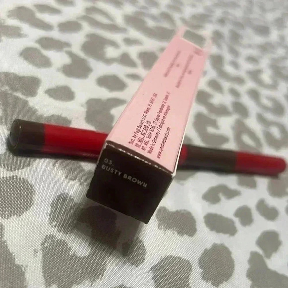 One Size Liquid Eyeliner - Picture 3 of 6